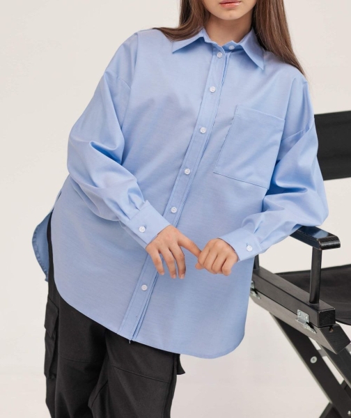 Які речі в гардеробі повинна мати кожна дівчина весною-літом 2025