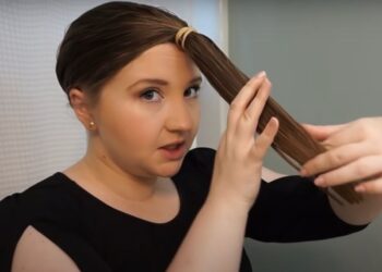 Модна стрижка своїми руками за 5 хвилин: головне зробити хвіст по центру голови, як у єдинорога