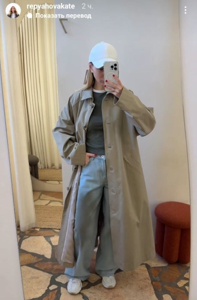 Наймодніший плащ на прохолодну весну: як його носять Інна Мірошниченко та дружина Віктора Павліка