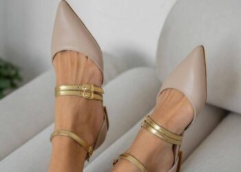 Названо наймодніші босоніжки на літо 2025 року