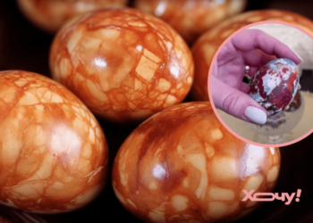 От “яиц дракона” до модного бежевого мрамора: как стильно покрасить яйца шелухой лука (ФОТО, ВИДЕО)