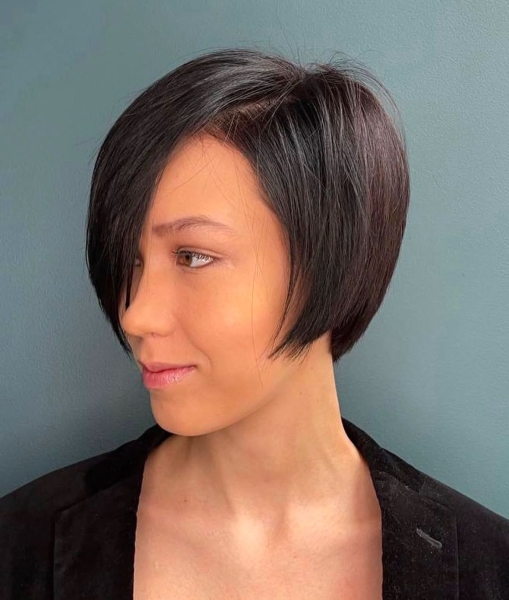 Підійдуть усім: 5 кращих стрижок для тонкого волосся, які візуально додадуть об'єм