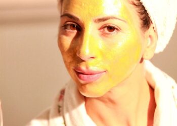 Причини, через які не видно толку ні від дешевих кремів, ні від дорогих