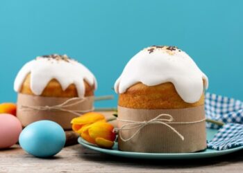 Рецепт от свекрови на Пасху: нереально нежные паски на ряженке (ВИДЕО)