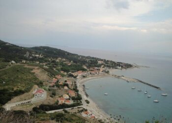 Затишний грецький острів, де Одіссей жив у полоні в німфи Каліпсо: чим він приваблює туристів