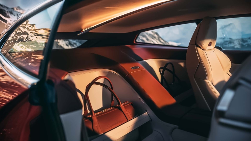 BMW представила Speedtop - шутінг брейк обмеженої серії з двигуном V8