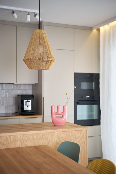 10 модних кольорів кухонь у 2025 році