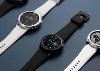 Galaxy Watch 4 отримали великий березневий патч безпеки в Європі