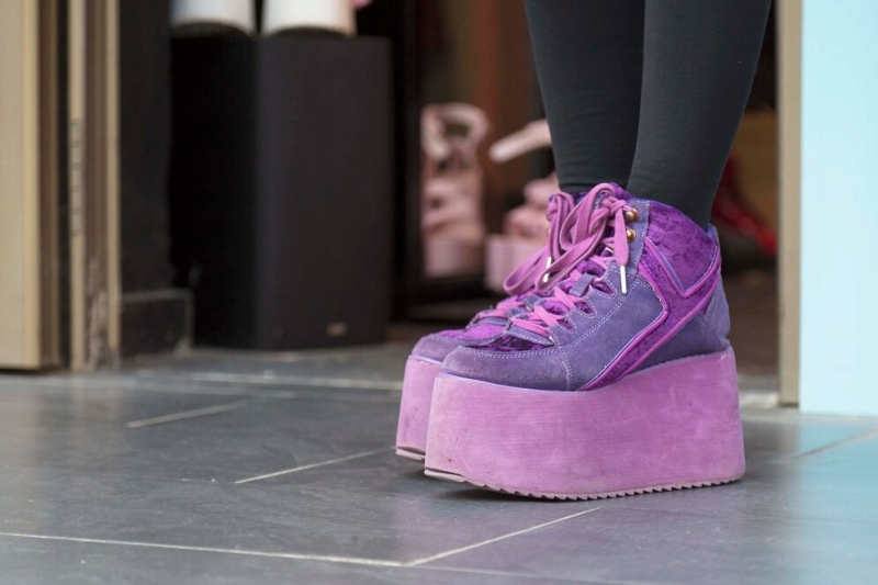 7 видів взуття, які найбільше шкодять ногам: в списку є шльопанці