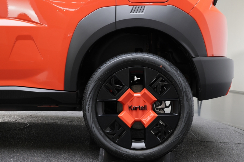 Fiat і Kartell знову об'єднали зусилля, щоб створити найстильніший Grande Panda