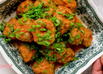 Берем молодую капусту и готовим самые нежные голубцы: рецепт от судьи “Мастер Шеф” (ВИДЕО)