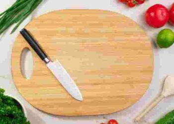 Як позбутися стійкого запаху риби з кухонної дошки: ефективні методи