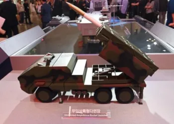 Для баталій з фантастики: корейська Hanwha показала безекіпажну РСЗВ