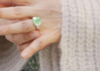 Як ваші аксесуари можуть псувати вам життя: 5 “енергетичних пасток” у гардеробі