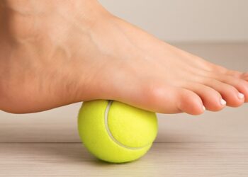 Як ваші стопи можуть вплинути на молодість обличчя: дивовижні зв’язки