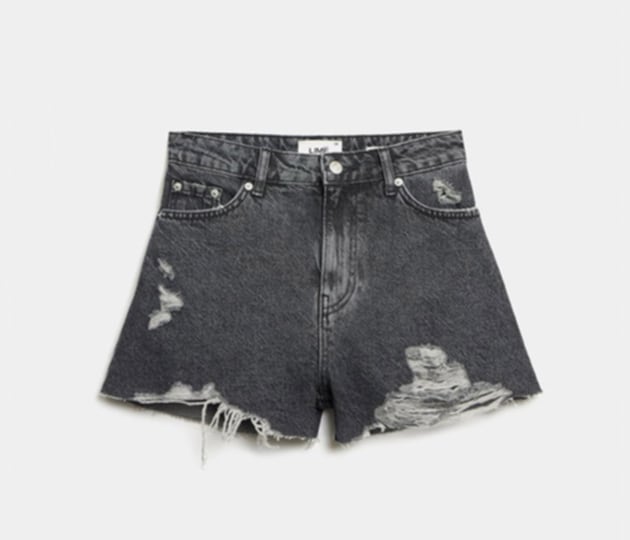 Модні жіночі шорти влітку 2025: як і з чим носити