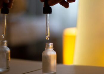 Олії для догляду за шкірою — що потрібно знати про них