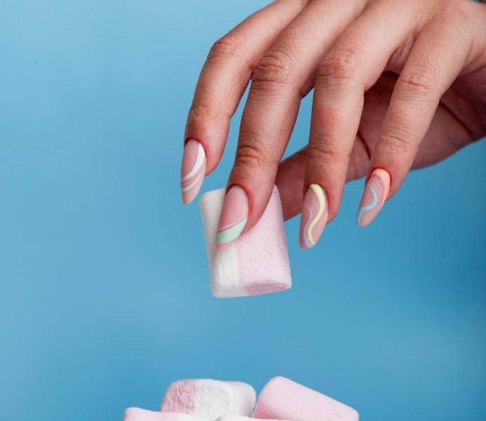 Смачний манікюр: топ-5 ідей для апетитних і ефектних нігтів