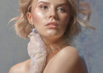 Стилісти розповіли, які помилки допускають дівчата при нанесенні спрею для об’єму волосся