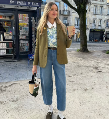 Українкам підказали, які джинси мають бути у гардеробі на весну-літо: класика та тренди