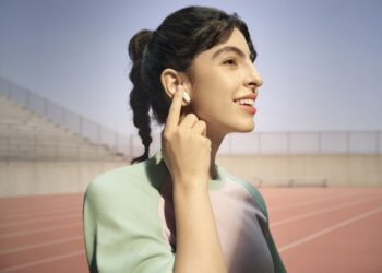 OPPO Enco Buds3: легкі TWS-навушники за 2000 гривень