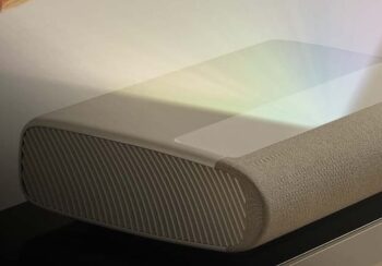 Втулити 130 дюймів: огляд лазерного 4К-проєктора Samsung The Premiere LPU9D