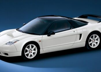 Honda знову почне випускати запчастини для старих моделей