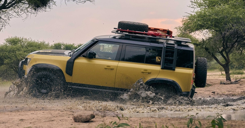 Land Rover представив Defender Trophy Edition натхненний легендарними змаганнями