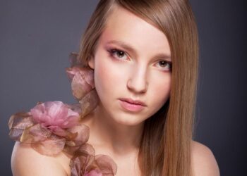 Більше, ніж косметика: як харчування, прикус та зуби мудрості впливають на чіткість овалу обличчя та молодість