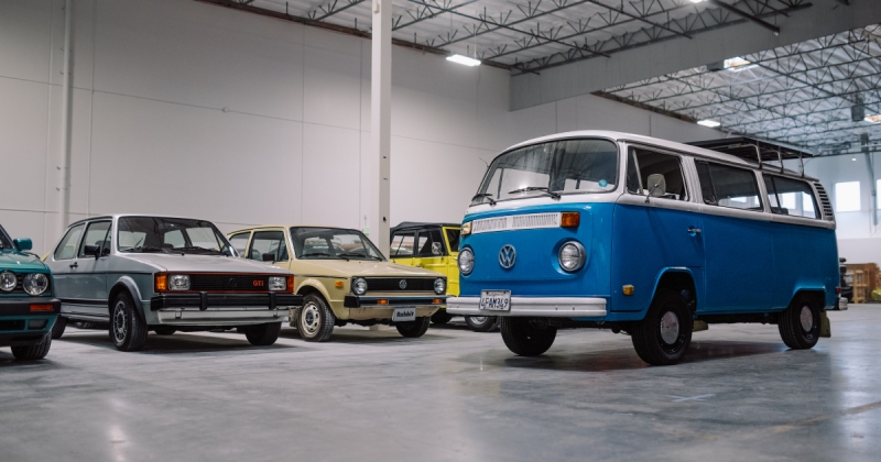 Volkswagen відновлює старенький T2, який пережив каліфорнійські пожежі в січні 2025-го