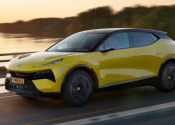 Lotus може закрити завод у Великій Британії та перенести виробництво до США