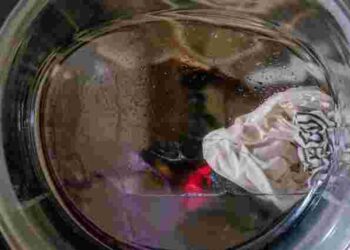 Пральна машина «стрибає» під час прання: як усунути цю проблему