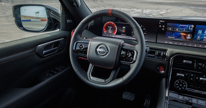 Nissan перетворив величезний позашляховик Armada на спортивний автомобіль