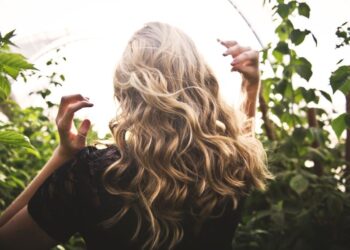 Як визначити пористість волосся і чому це важливо