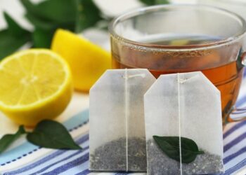 Никогда не делайте этого с чайным пакетиком: из-за этой привычки все подумают, что вы дикарь