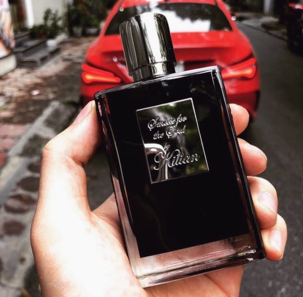 Ось ці парфуми пахнуть розкішшю: парфуми з дорогим ароматом