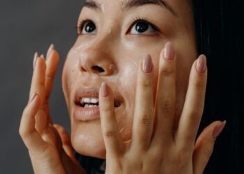 Секретна маска з рису для обличчя від японських жінок