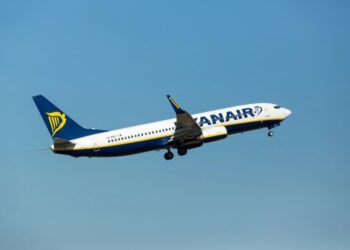 Турист придумав, як пронести на борт літака Ryanair багаж на 20 кілограмів