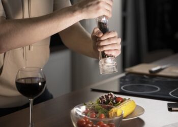 В какой стране вы не должны просить соль и перец: это очень невежливо