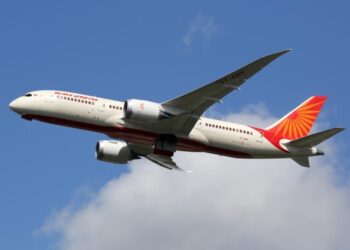 Знову Air India: кілька пасажирів і членів екіпажу захворіли під час польоту з Лондона
