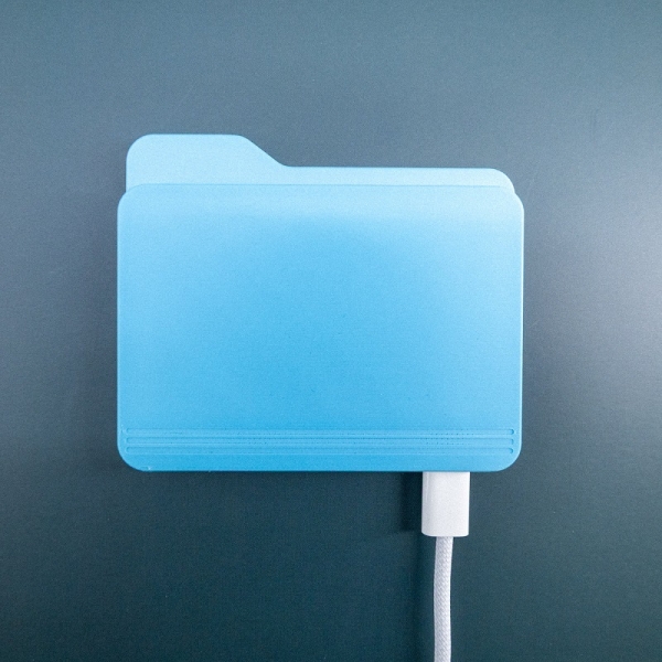 Представлено USB-флешку FolderDrive у вигляді папки з macOS