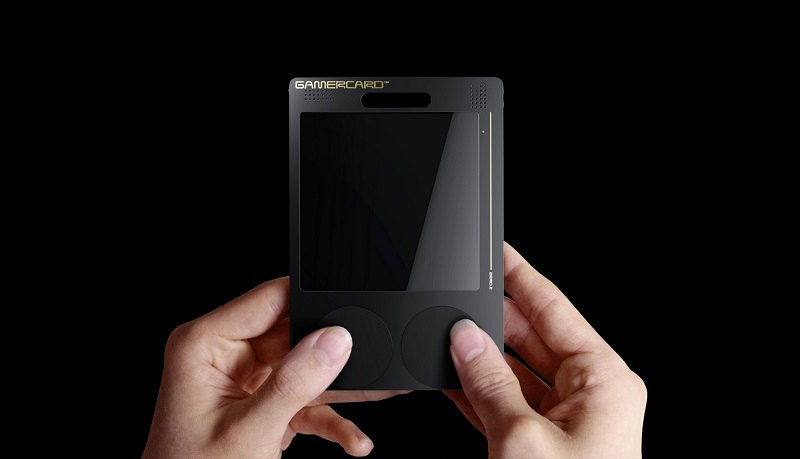 Представлено GamerCard - незвичайну ретро-консоль від племінника творця культового ZX Spectrum