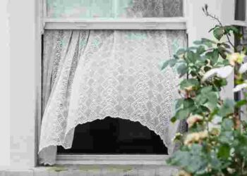 Коли треба відкривати вікна у спеку: просте правило, щоб зберегти прохолоду в кімнаті