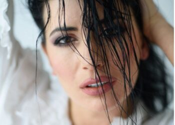 Як відновити волосся в домашніх умовах: 4 типи пошкоджень і що робити в кожному випадку