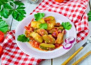 Кабачки по-одесски: лучшая закуска, которую можно приготовить (РЕЦЕПТ)