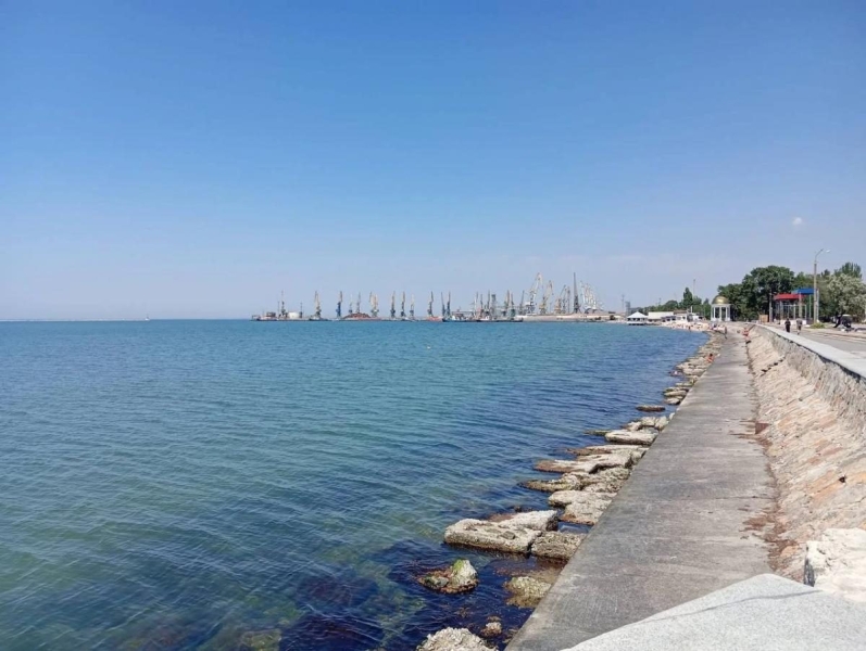 Майже безлюдний: в що перетворили окупанти популярний український курорт