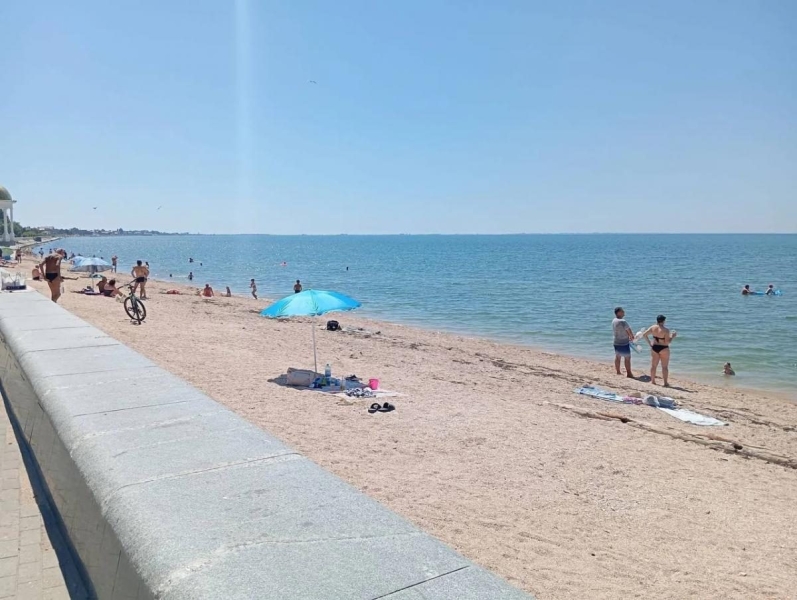 Майже безлюдний: в що перетворили окупанти популярний український курорт