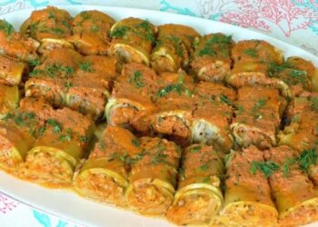 Не берите капусту: сделайте голубцы из другого продукта, ведь это гораздо вкуснее и проще (ВИДЕО)