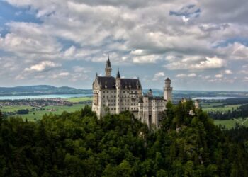 Список ЮНЕСКО поповнили 26 об’єктів: серед них знамениті баварські замки, що надихнули “Дісней”