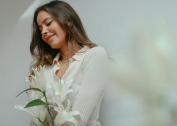 Тонке волосся: догляд, стрижка та укладка для максимального об’єму